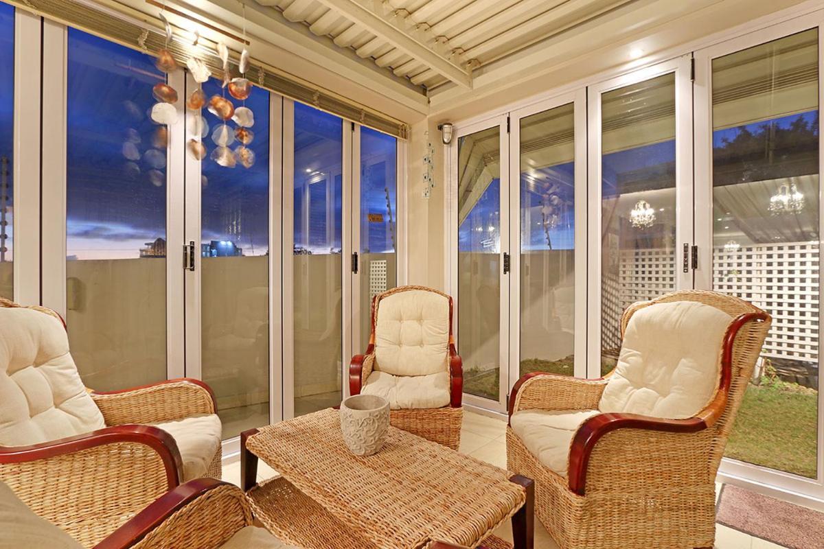 Bayview 30 By Hostagents Villa Bloubergstrand Luaran gambar